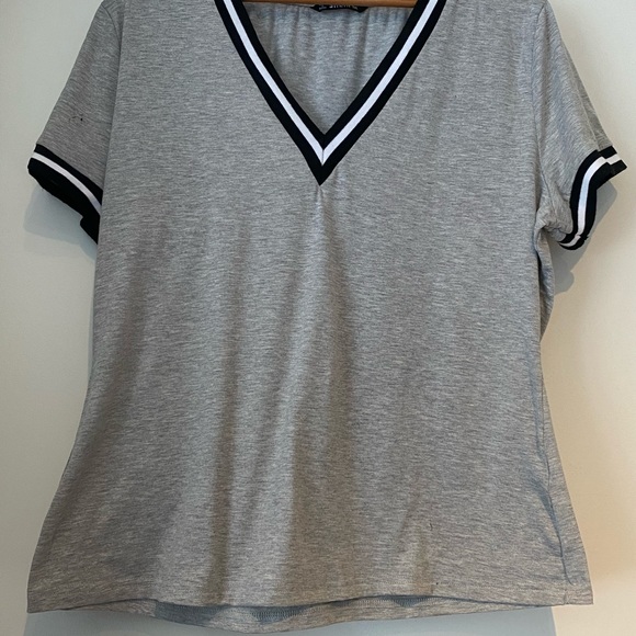 SHEIN Plus Striped Trim Heather Knit Tee - Picture 5 of 5